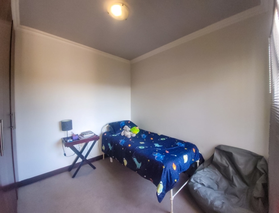 3 Bedroom Property for Sale in Van Der Hoff Park North West